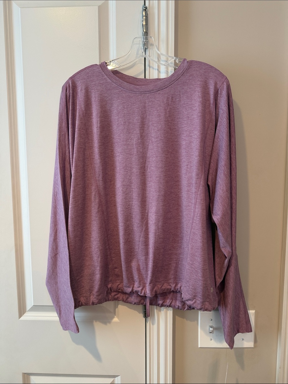 Apana Mauve Long-Sleeve Yoga Crewneck Top with Drawstring Hem